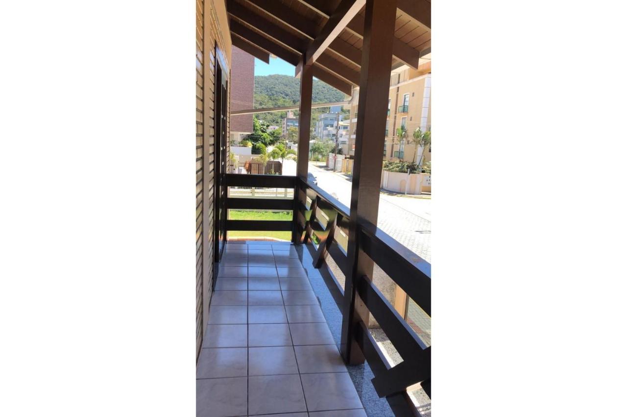 Casa Em Bombinhas Almeida E Moraes Perto Da Praia Экстерьер фото