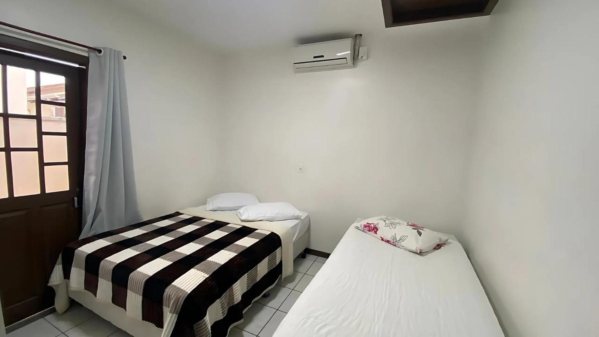 Casa Em Bombinhas Almeida E Moraes Perto Da Praia Экстерьер фото